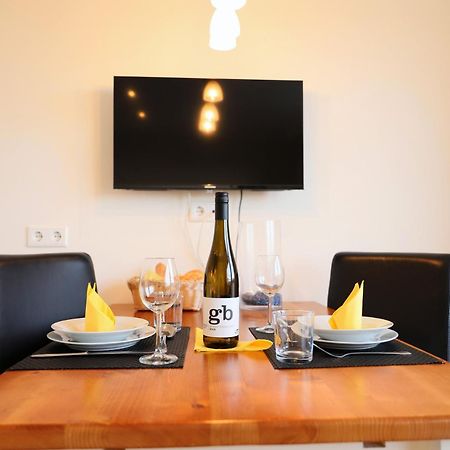 Wohnen Sie Im Herzen Westerlands, In Einer Komplett Neu Renovierten 1-Zimmer Wohnung Esterno foto