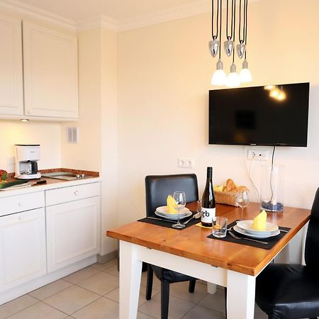 Wohnen Sie Im Herzen Westerlands, In Einer Komplett Neu Renovierten 1-Zimmer Wohnung Esterno foto