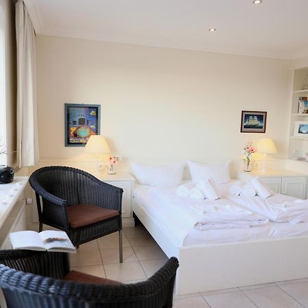 Wohnen Sie Im Herzen Westerlands, In Einer Komplett Neu Renovierten 1-Zimmer Wohnung Esterno foto